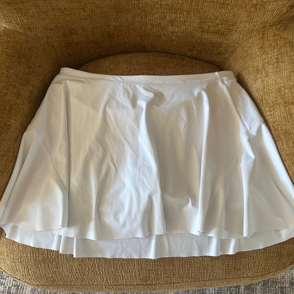 Athleta Match Point Skirt in White (Large)